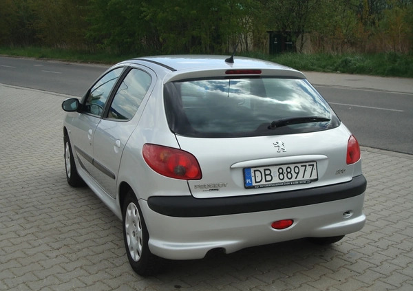 Peugeot 206 cena 8800 przebieg: 167000, rok produkcji 2009 z Wałbrzych małe 436